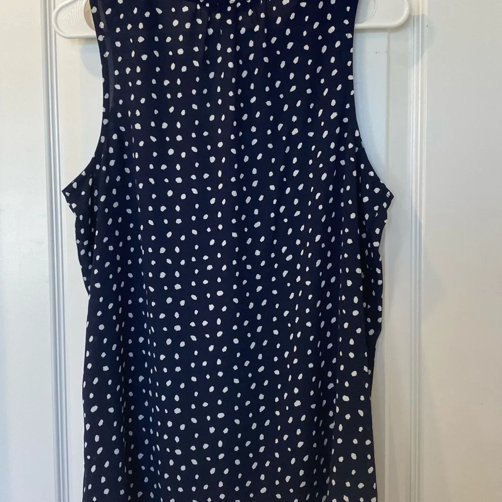 Mclean Split Neck Sleeveless Blouse - Picture 2 of 3